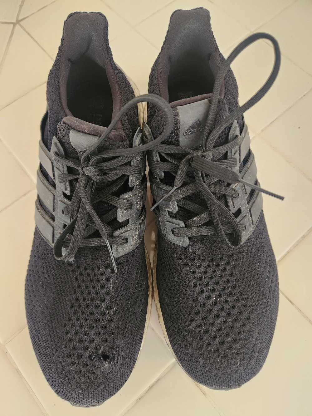 adidas Men's Ultraboost Black Knit Lace-Up Sneakers Size 10.5